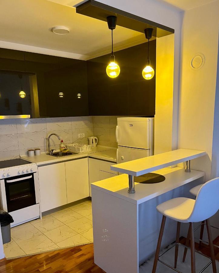 Apartman Lux รานเย ภายนอก รูปภาพ