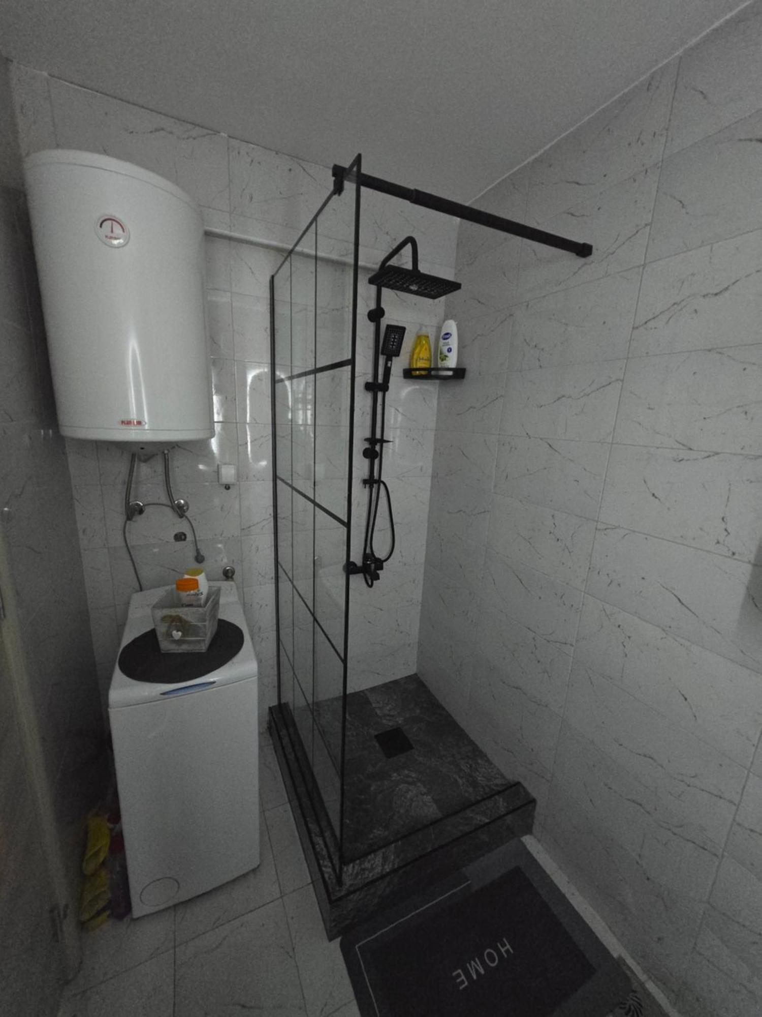Apartman Lux รานเย ภายนอก รูปภาพ